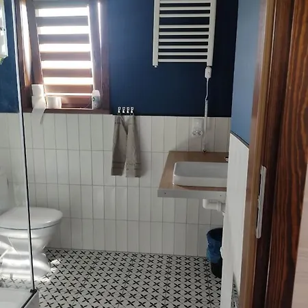 Wdzydzka بيت للعطل فدسايدز توخولسكي